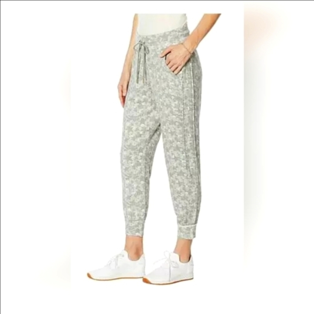 Skinnygirl Green Joggers with Stars And Tapered Cuffs
